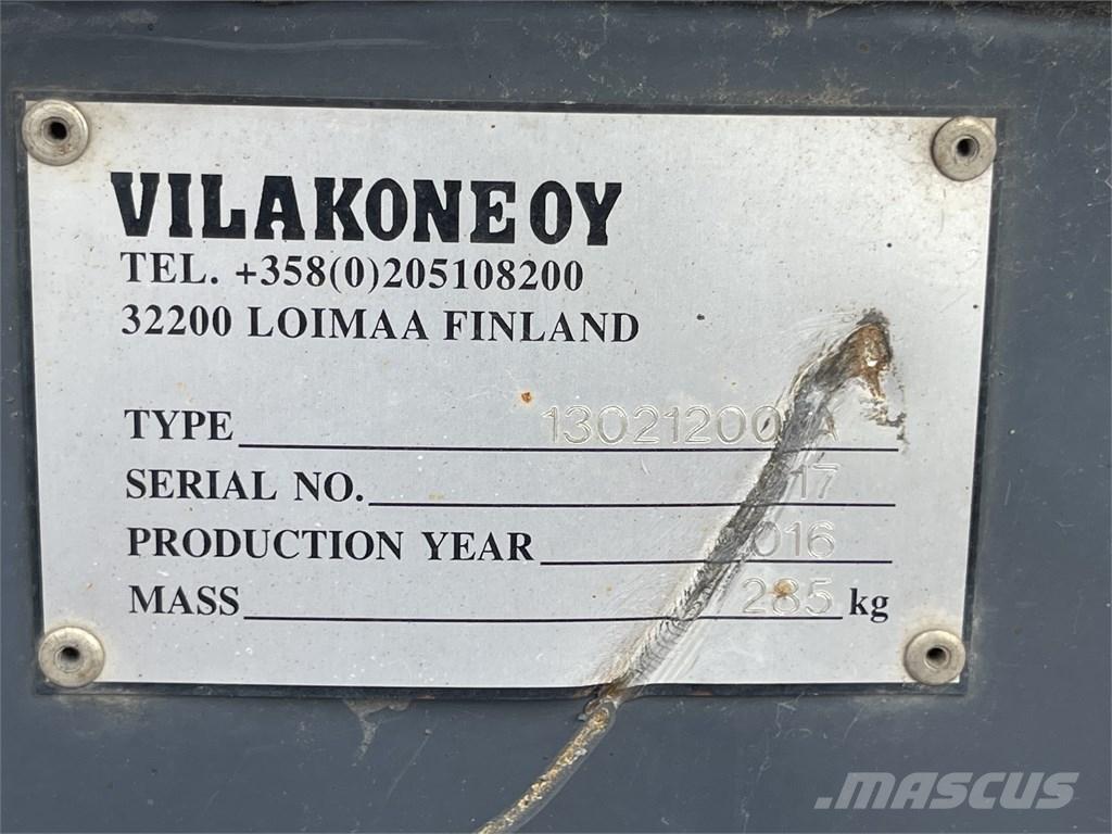  Vilakone Lumikauha Osprzęt do ciągników  kompaktowych
