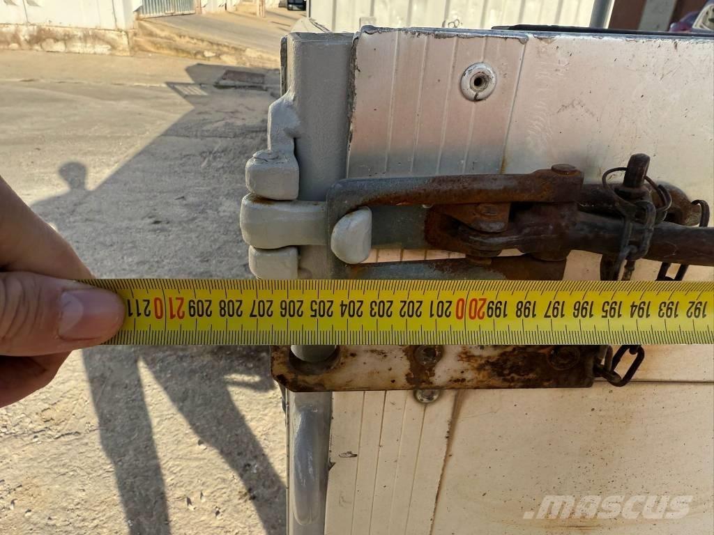 Iveco 35C 12 Pick-upy / Pojazdy z otwieranymi burtami