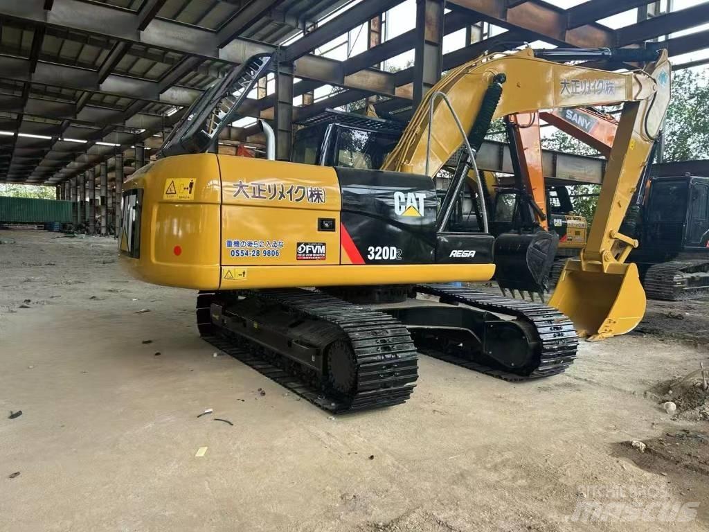 CAT 320 D2 Koparki gąsienicowe