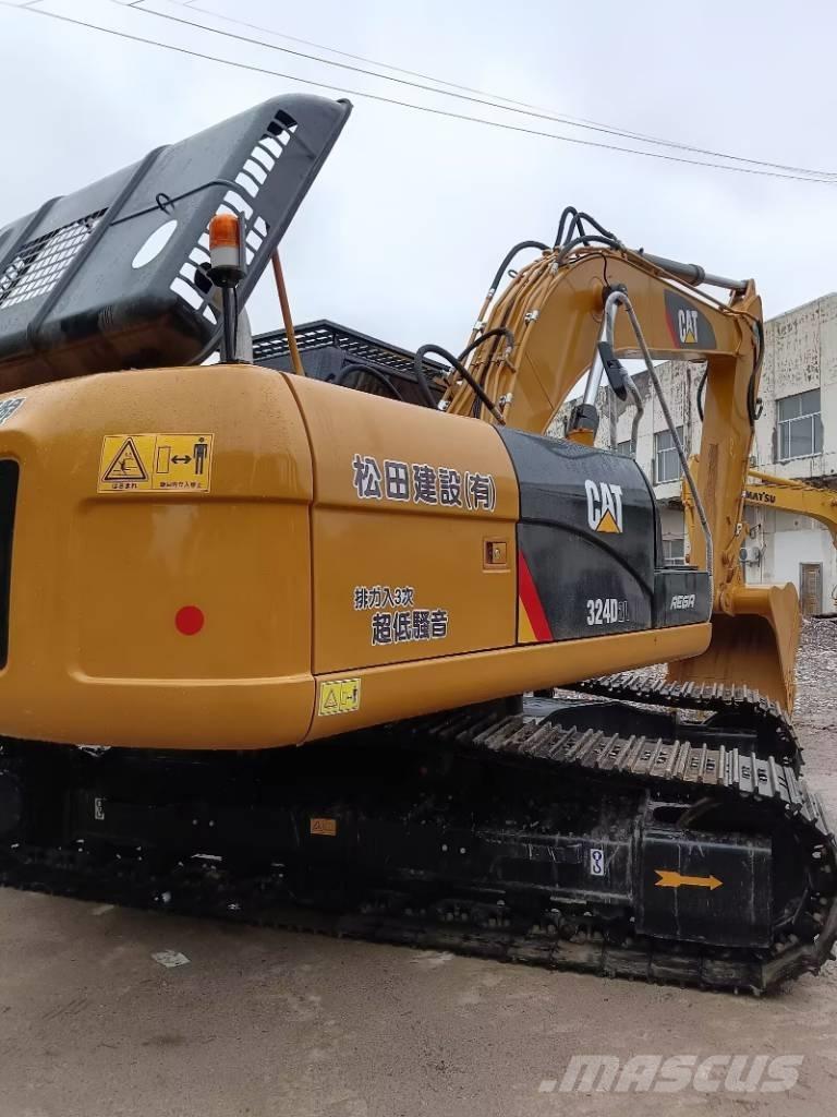 CAT 324 D Koparki gąsienicowe
