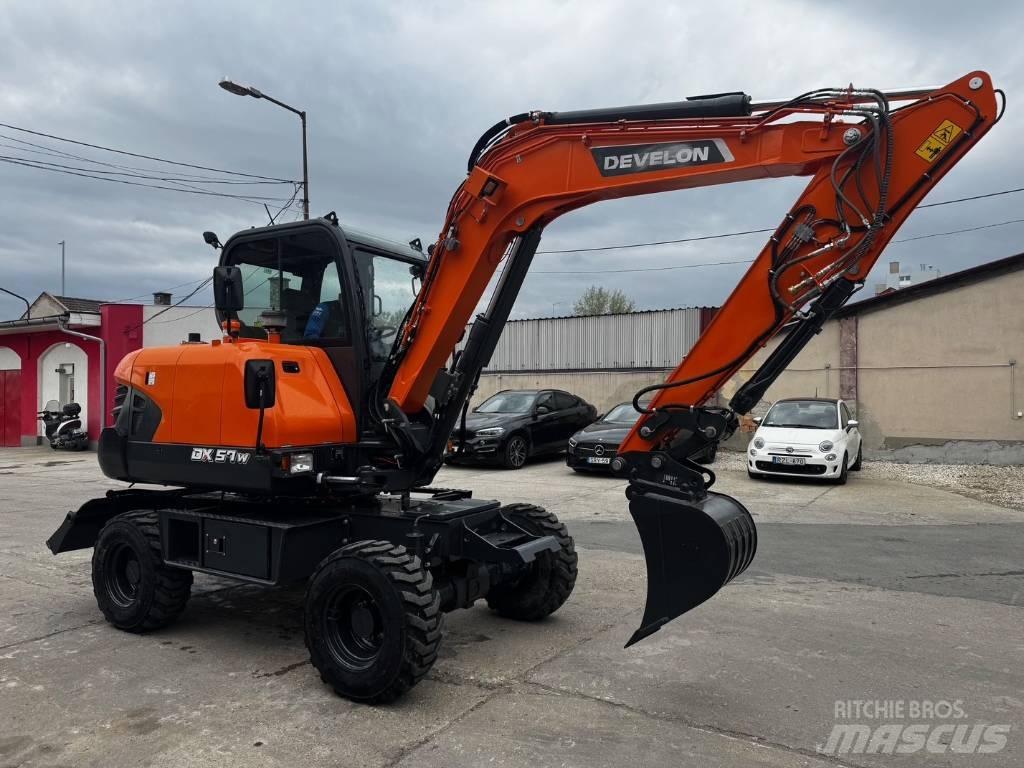 Develon DX 57 W-7 Koparki kołowe