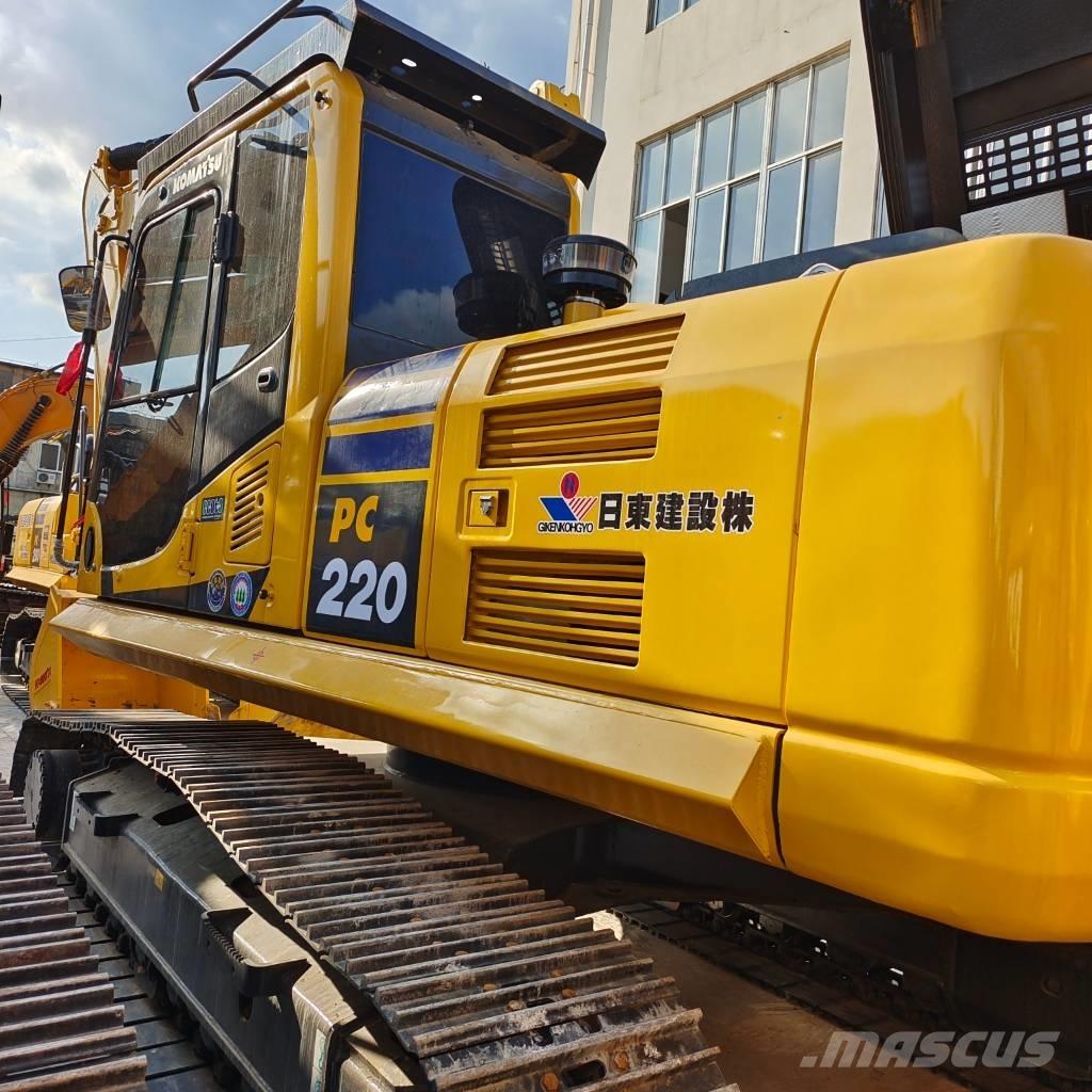 Komatsu PC 220-7 Koparki gąsienicowe