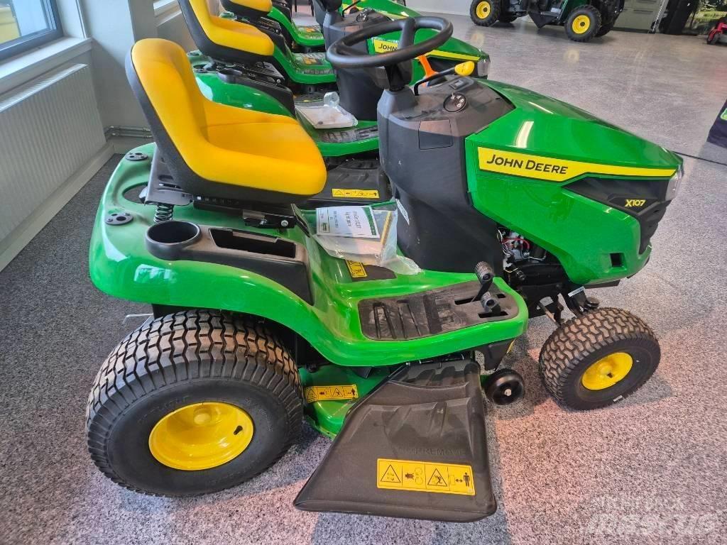 John Deere X 107 Kosiarki ogrodowe