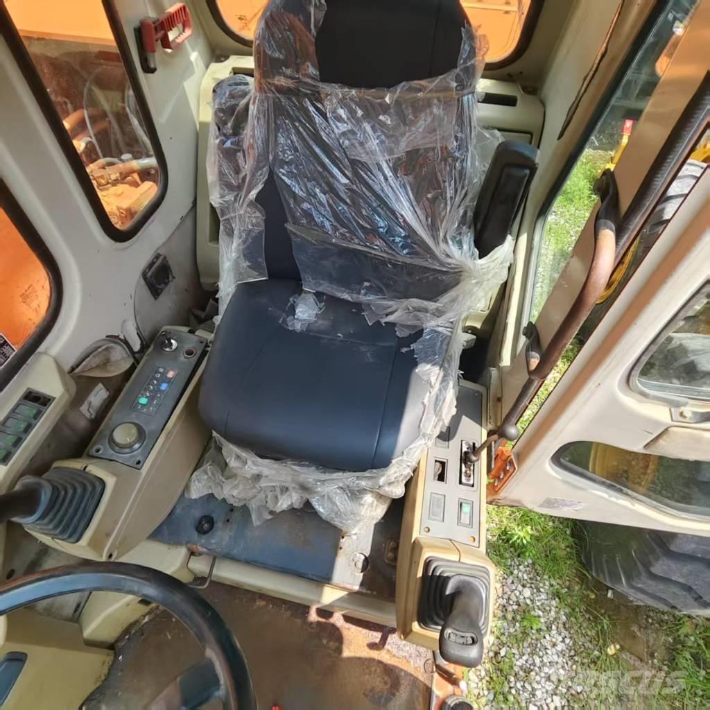 Doosan DH 210 W Koparki kołowe