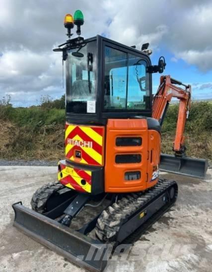 Hitachi Zaxis 26 U Minikoparki