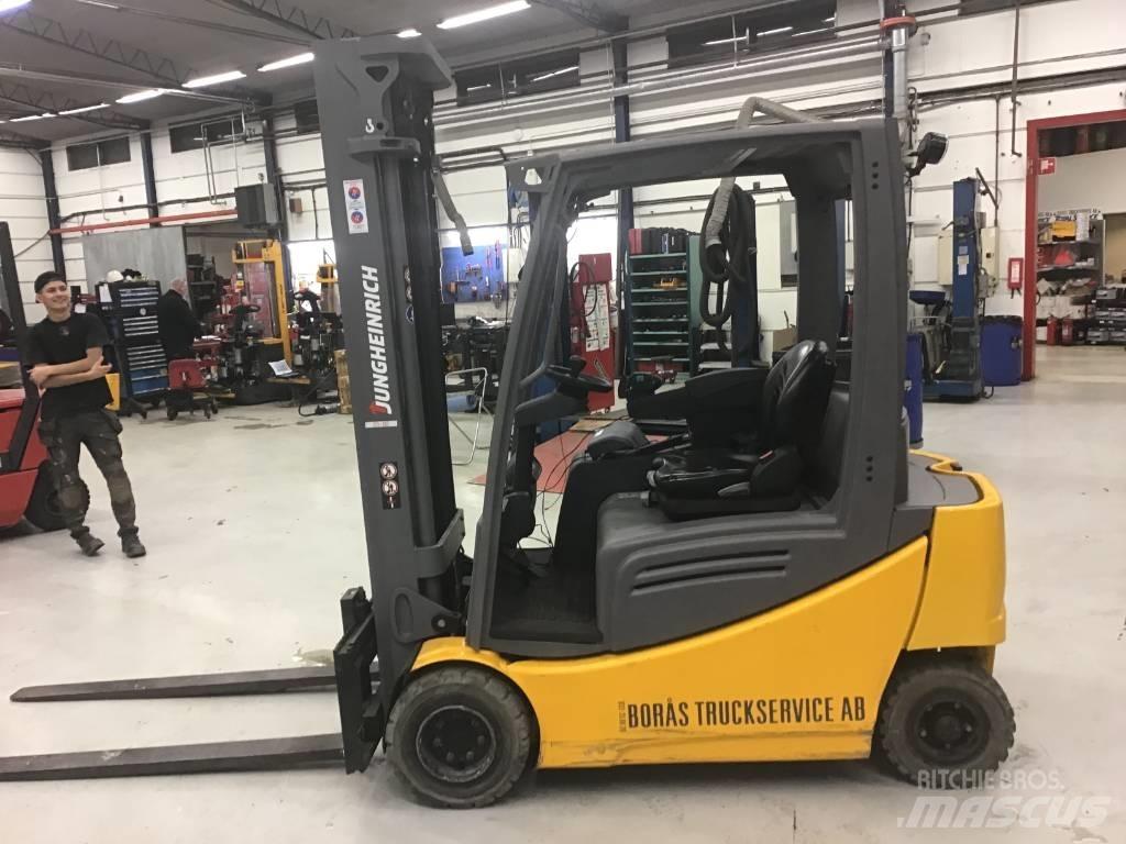 Jungheinrich EFG 320 Wózki elektryczne
