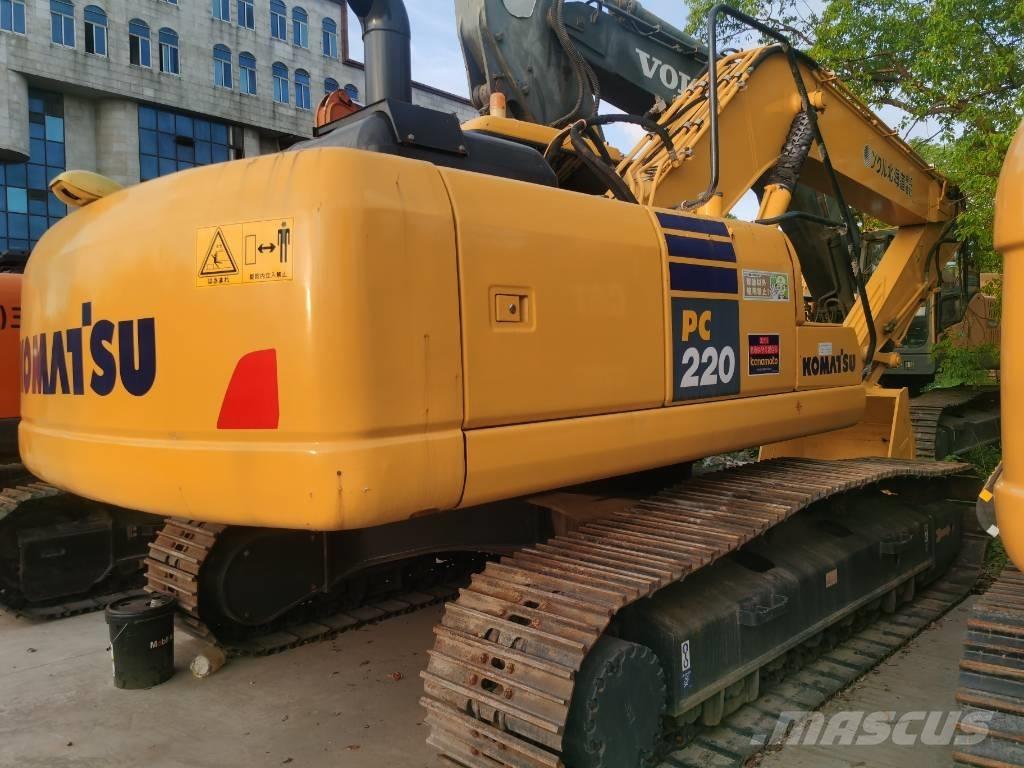 Komatsu PC 220-7 Koparki gąsienicowe