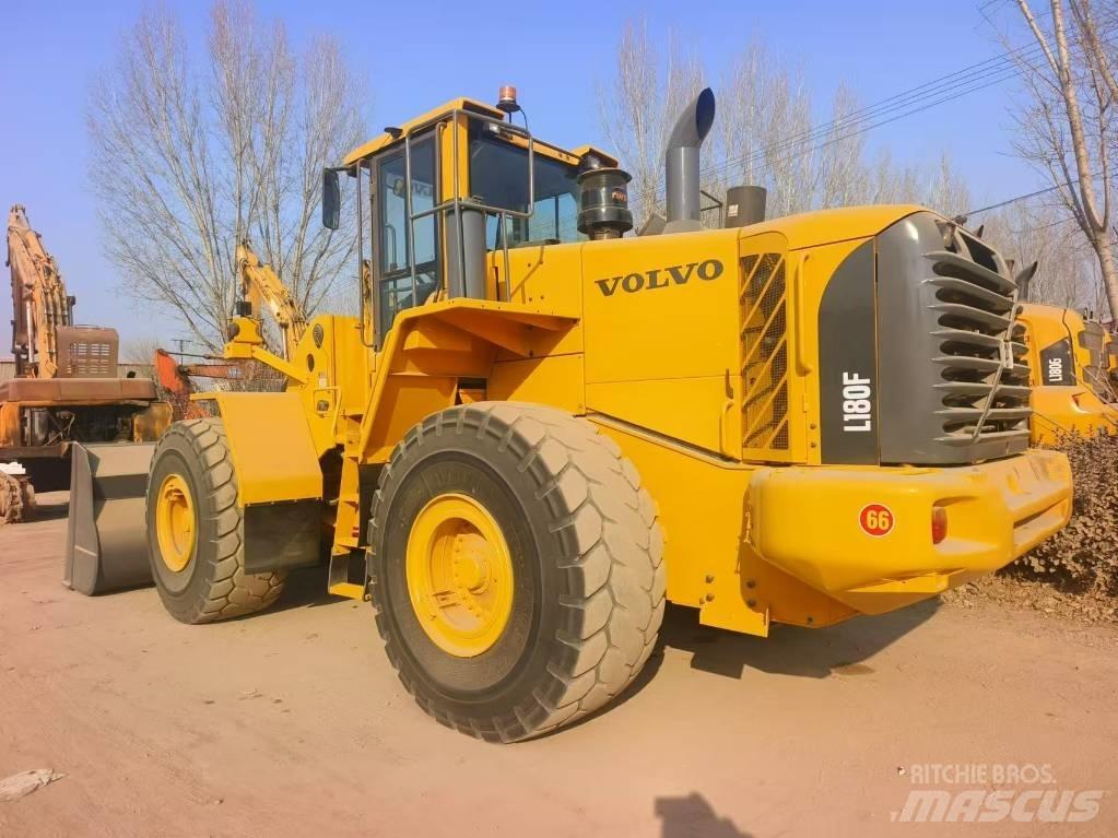 Volvo L 180 F Ładowarki kołowe