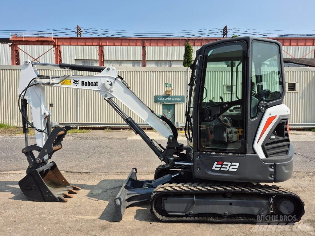 Bobcat E 32i Koparki gąsienicowe