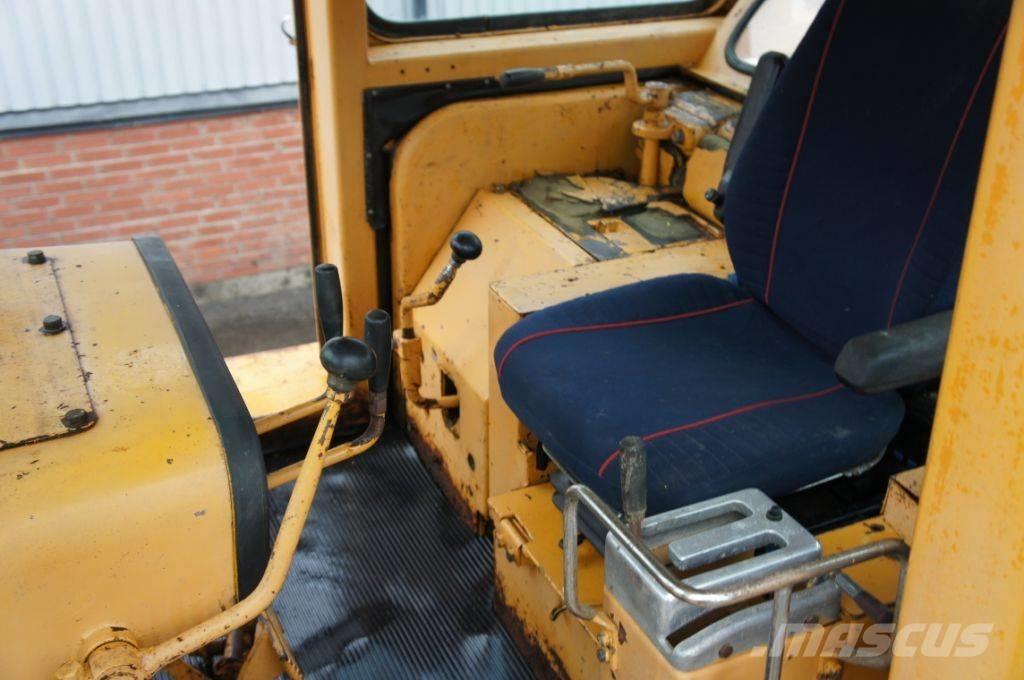 Komatsu D 155 A-1 Spycharki gąsienicowe