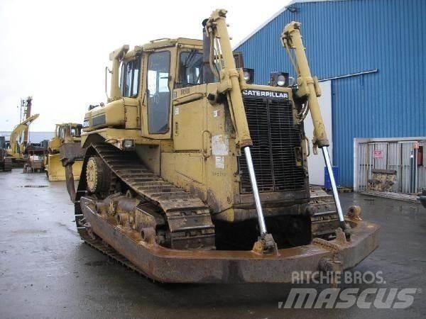 CAT D8N Spycharki gąsienicowe