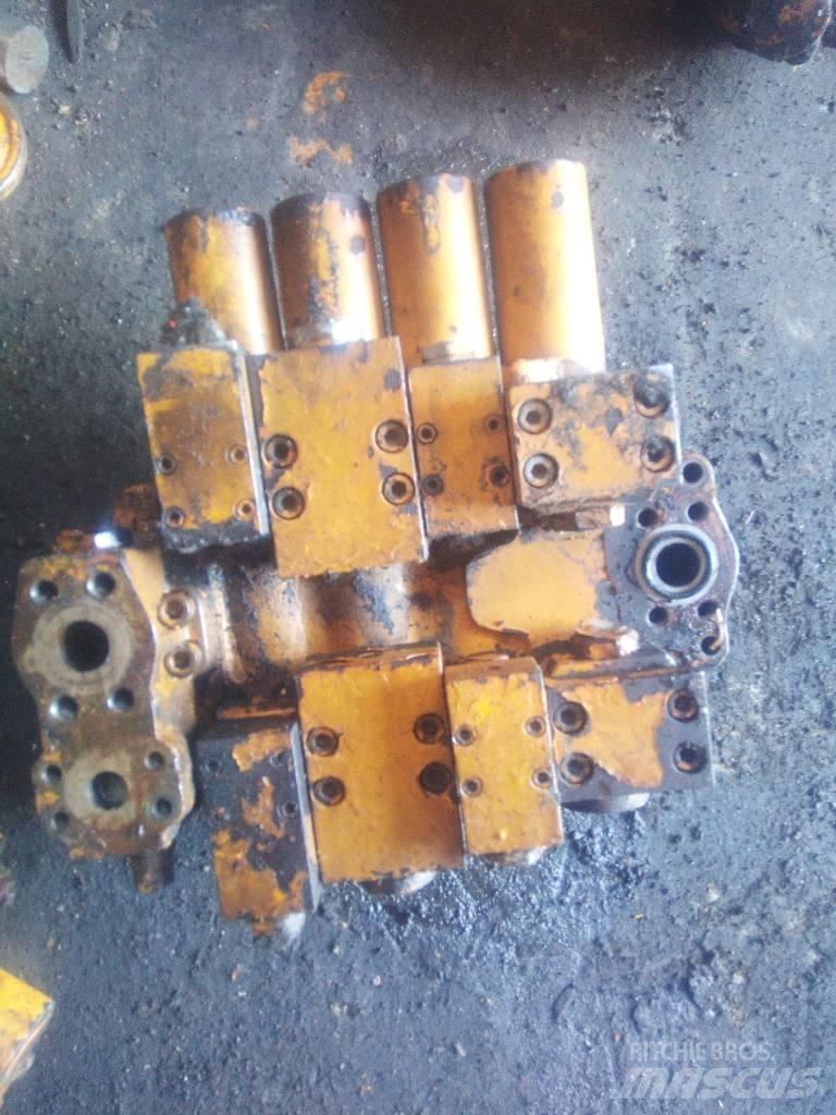 Liebherr R 942 LC Hydraulika
