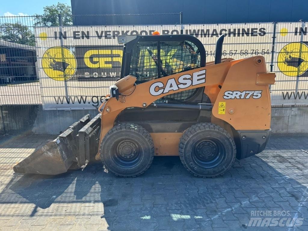 CASE SR 175 Ładowarki burtowe
