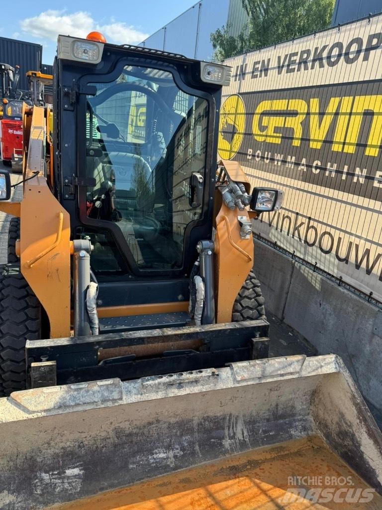 CASE SR 175 Ładowarki burtowe