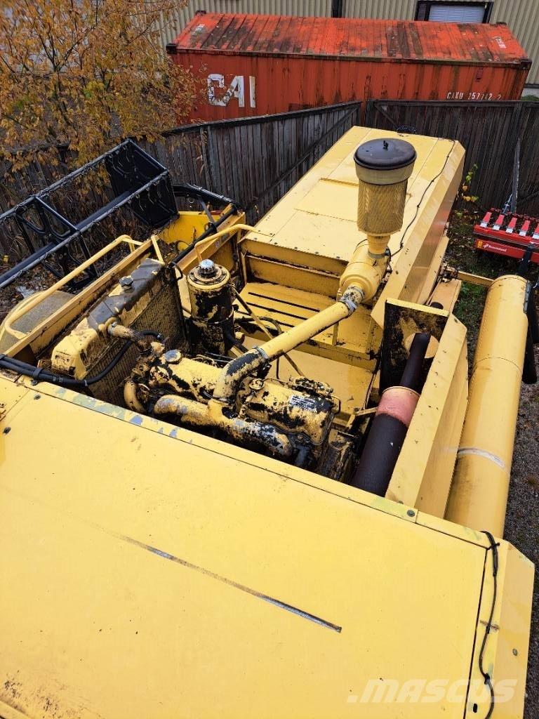 New Holland 8030H Kombajny zbożowe