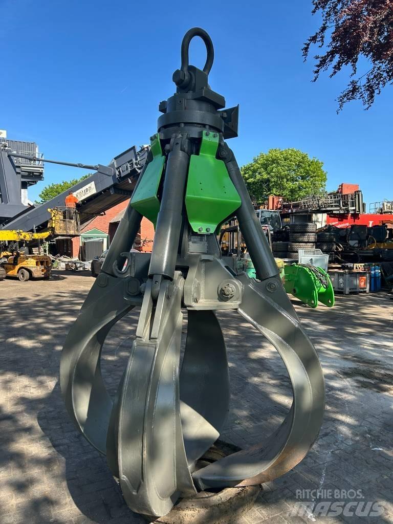 HGT HGT 1400L Koparki przeładunkowe