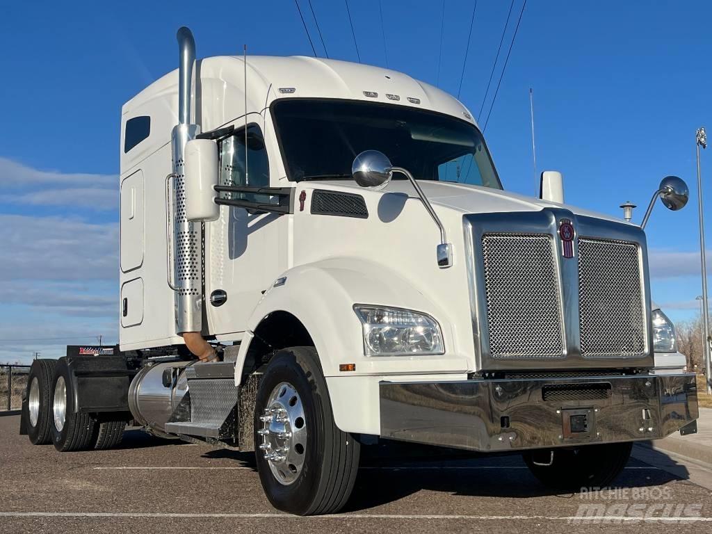 Kenworth T 880 Ciągniki siodłowe