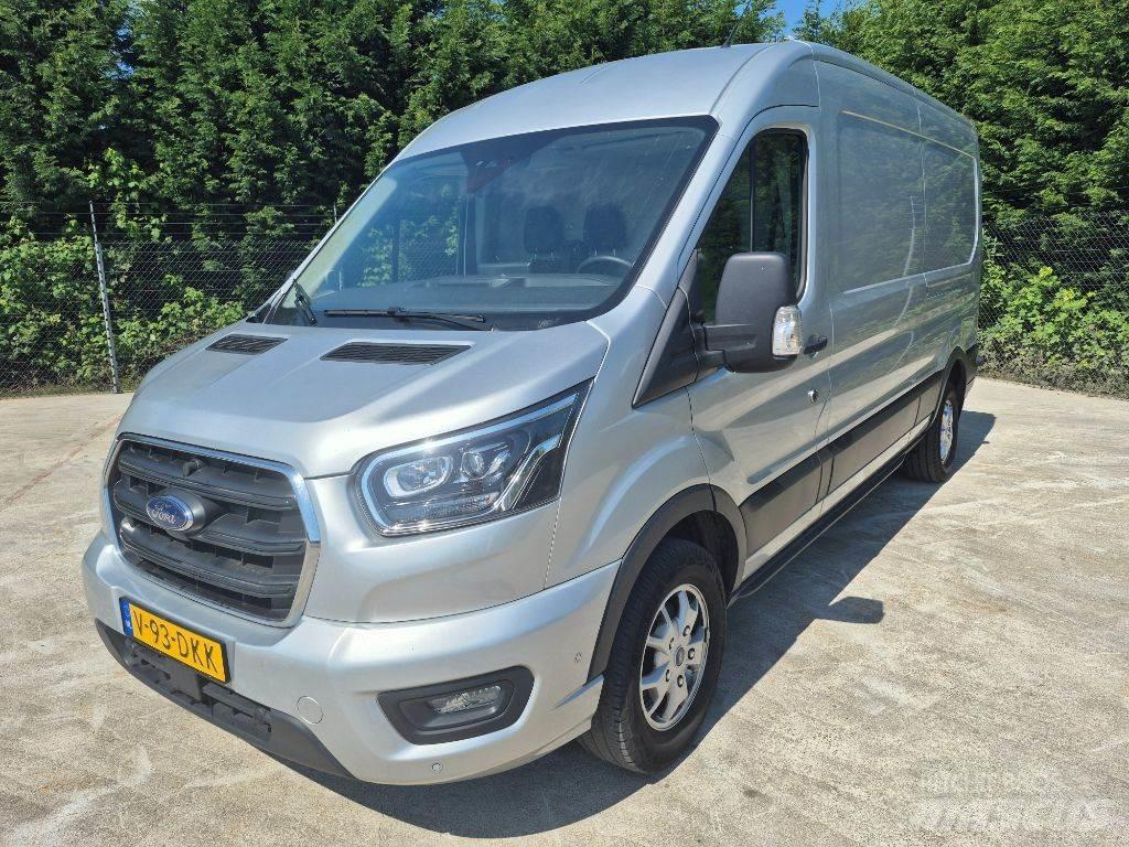 Ford Transit Busy / Vany