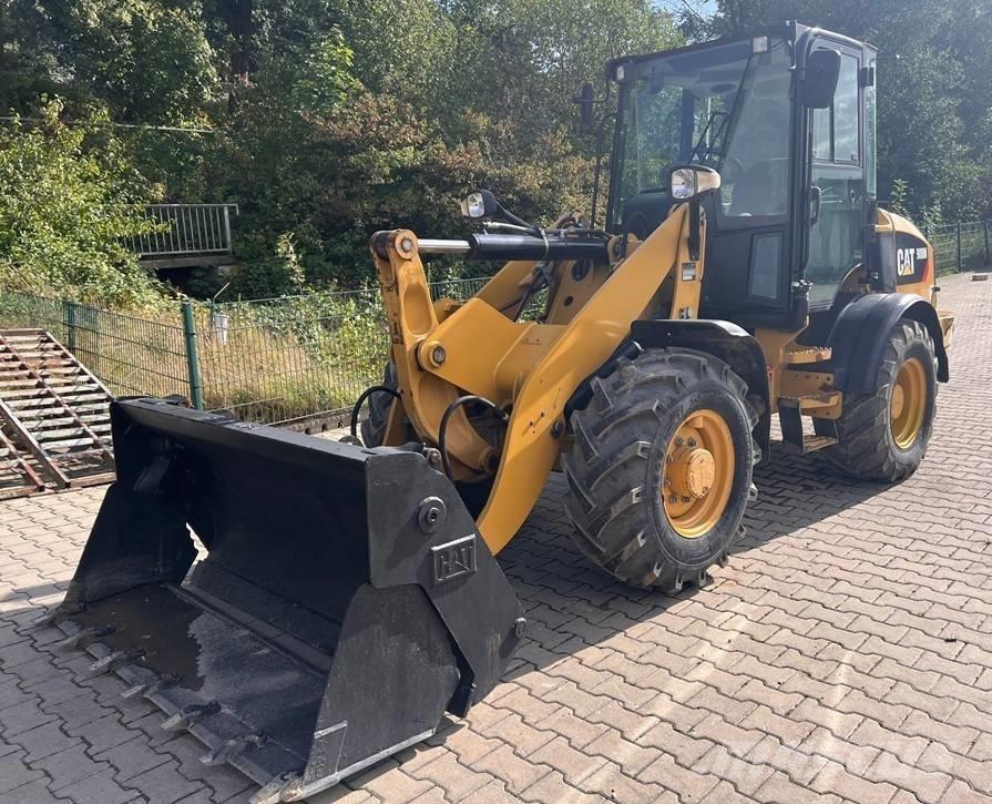 CAT 908M Radlader Ładowarki kołowe