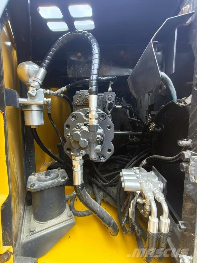 Sumitomo SH120 Koparki gąsienicowe