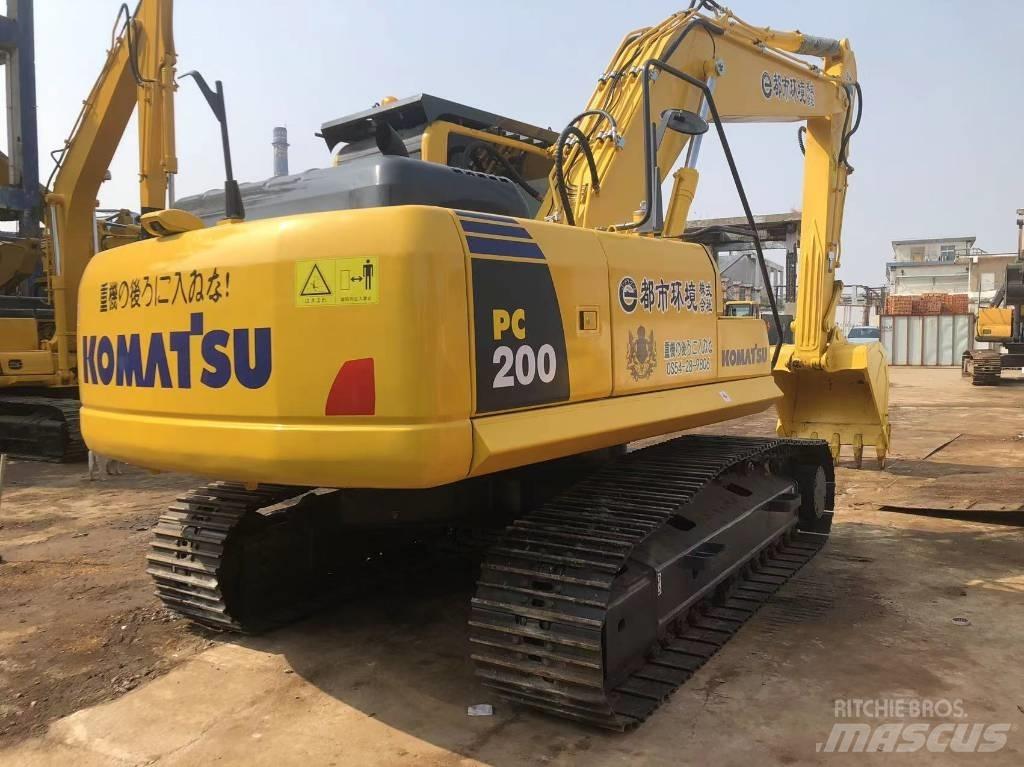 Komatsu PC 220-8 Koparki gąsienicowe