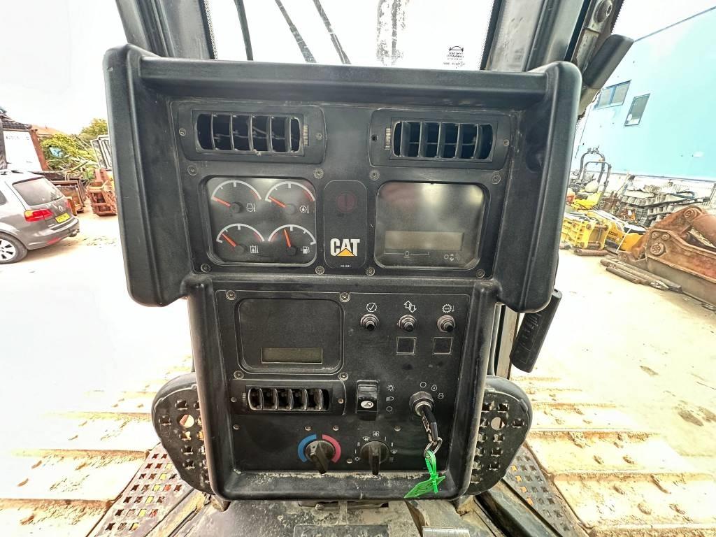 CAT D 6 N LGP Spycharki gąsienicowe