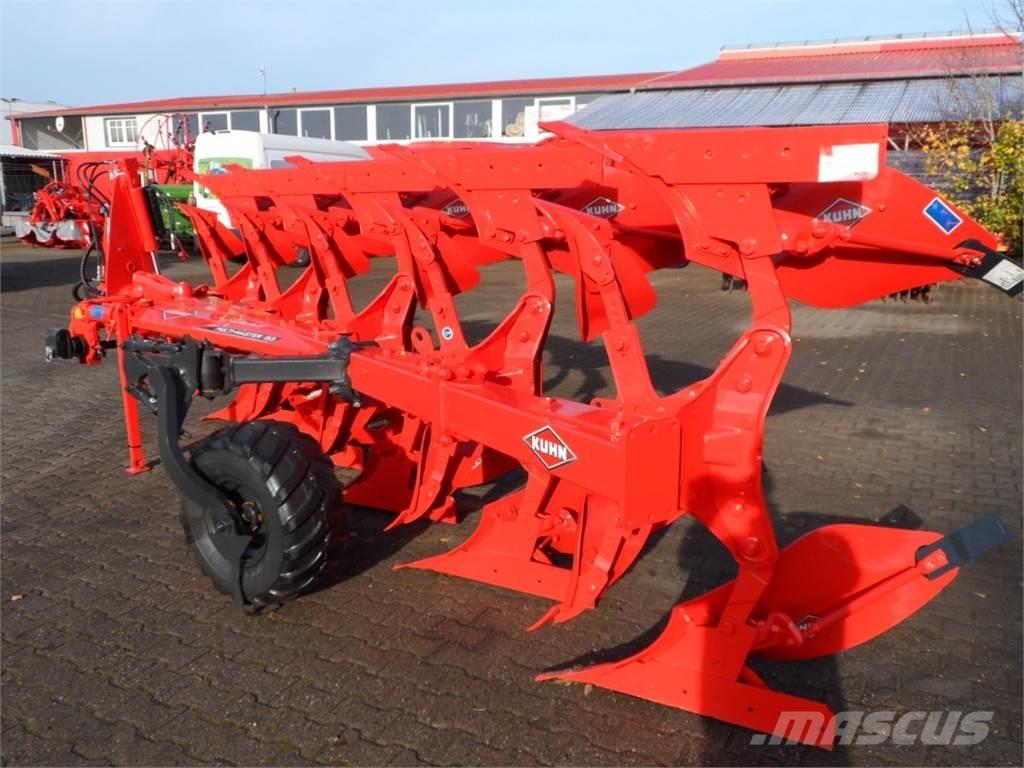 Kuhn MM 153 5 Pługi