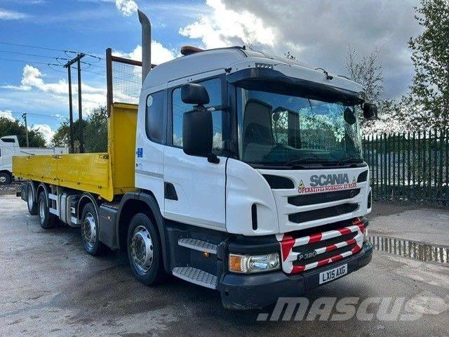 Scania P 320 Ciężarówki typu Platforma / Skrzynia