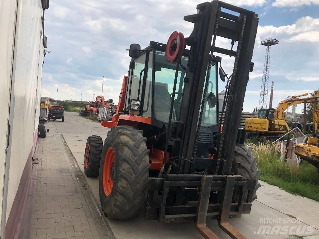 JCB 930-4 Wózki widłowe terenowe
