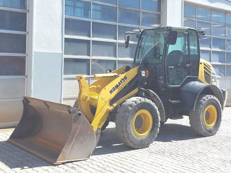 Komatsu WA 100 M-7 Ładowarki burtowe