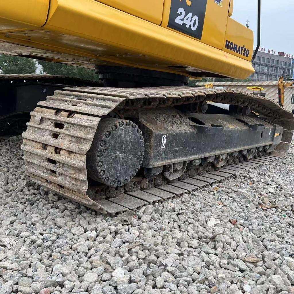Komatsu PC 240 Koparki gąsienicowe