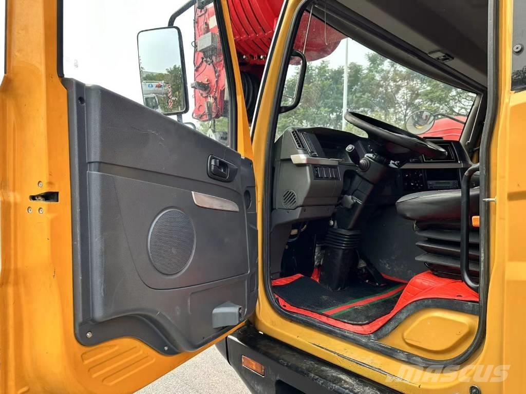 Sany STC1000T Żurawie szosowo-terenowe