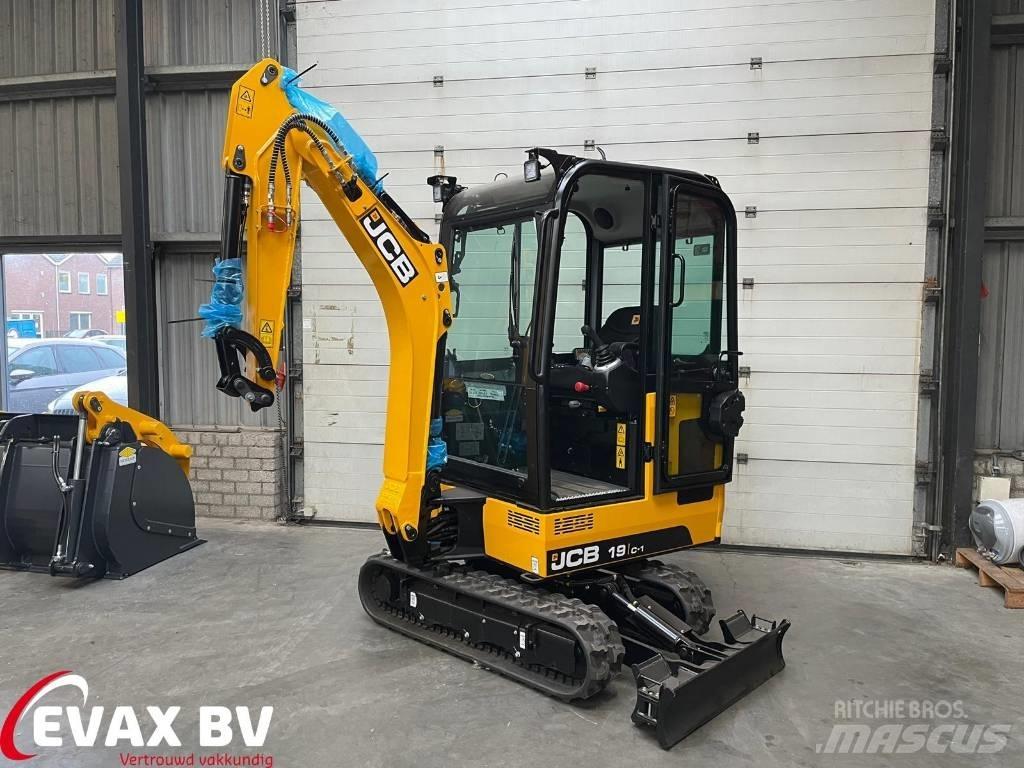JCB 19 C-1 Minikoparki