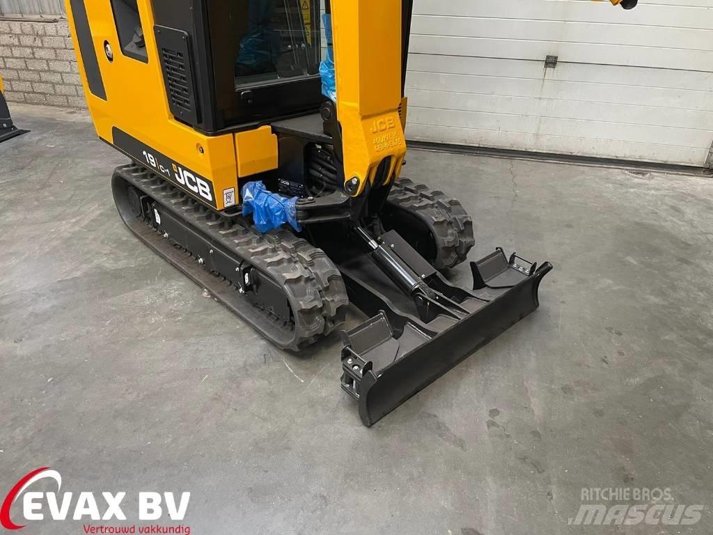 JCB 19 C-1 Minikoparki