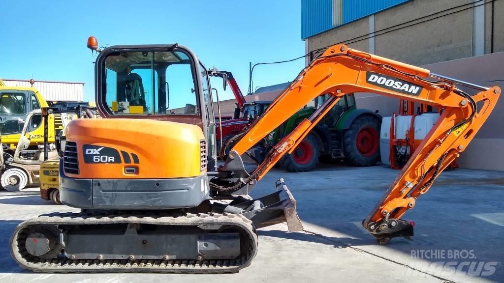 Doosan DX 60 R Minikoparki