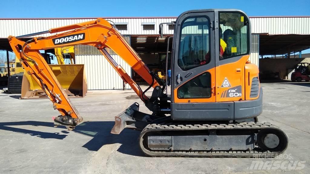 Doosan DX 60 R Minikoparki