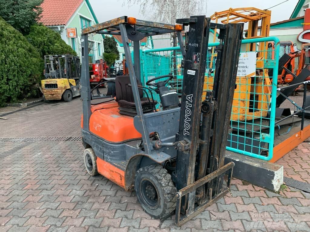 Toyota 6 FGF 15 Wózki LPG