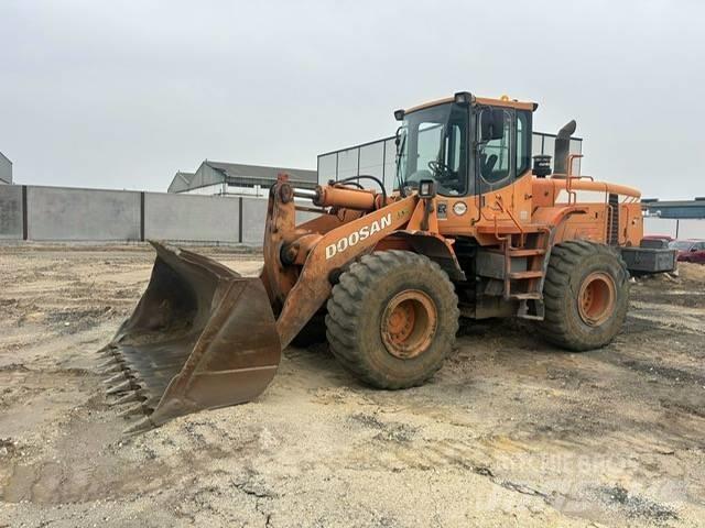 Doosan DL 300 Ładowarki kołowe