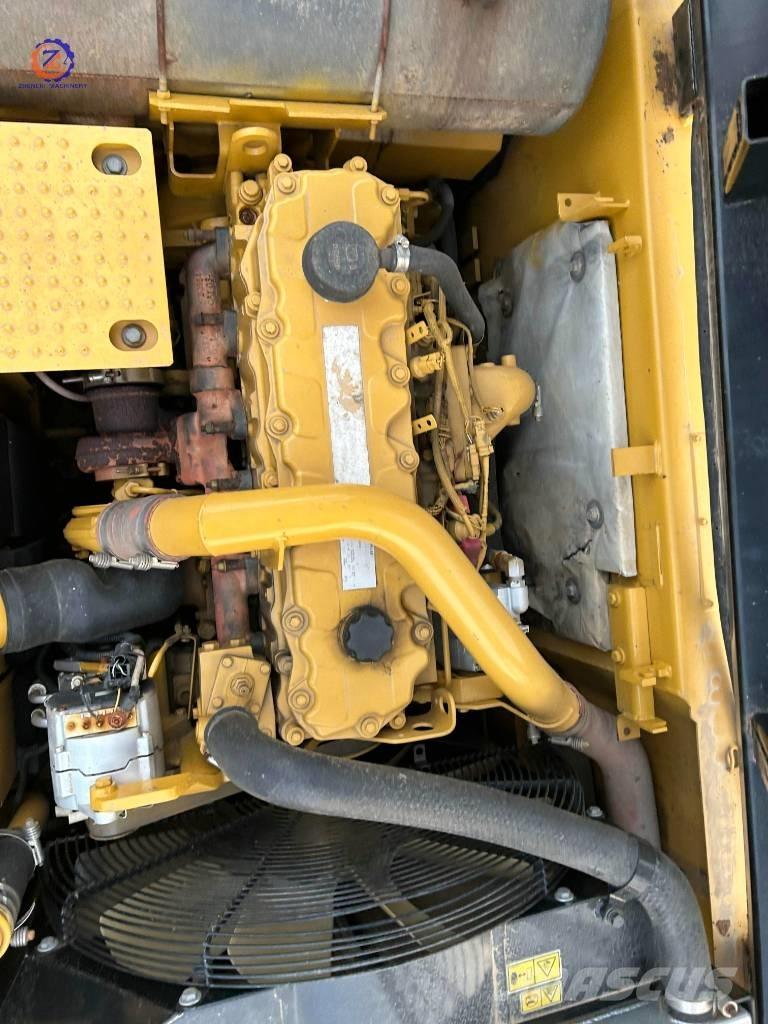 CAT 326 D Koparki gąsienicowe