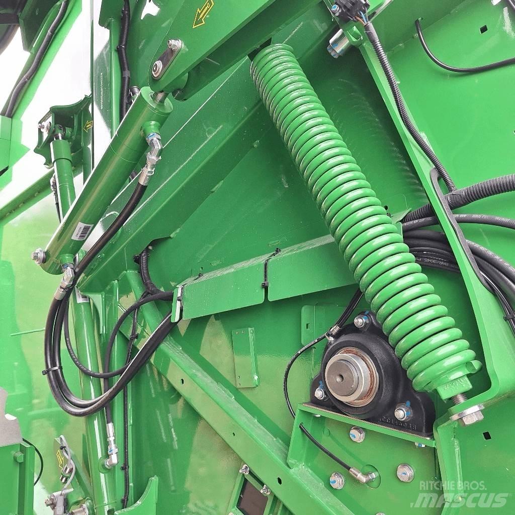John Deere V461M Prasy zwijające