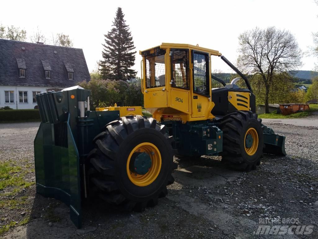 HSM 904S Traktory leśne