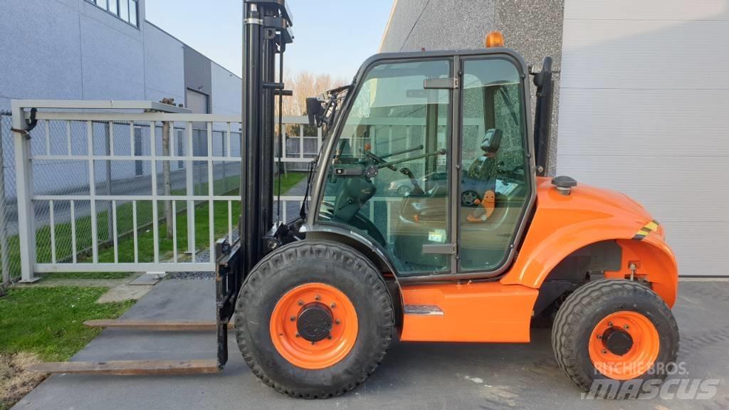 Ausa C 250 H X4 Wózki Diesla