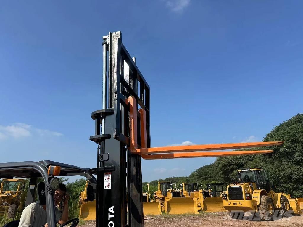 Toyota 30 Forklift Wózki Diesla