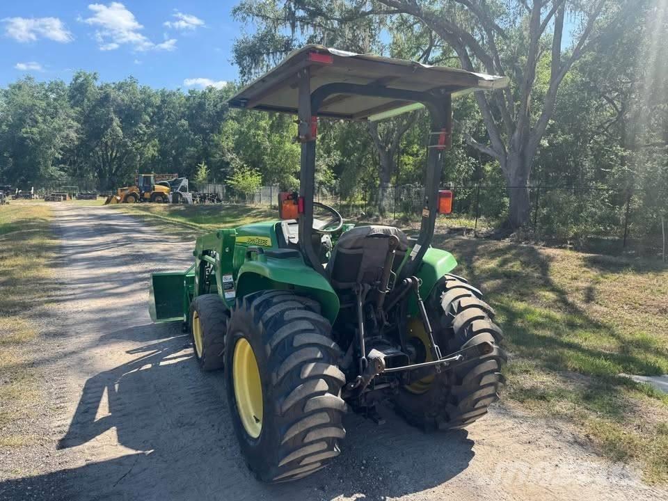 John Deere 3038 E Ciągniki rolnicze