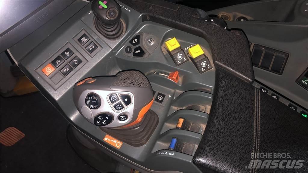 CLAAS AXION 810 Ciągniki rolnicze
