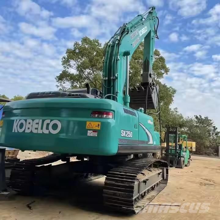 Kobelco SK 250 Koparki gąsienicowe
