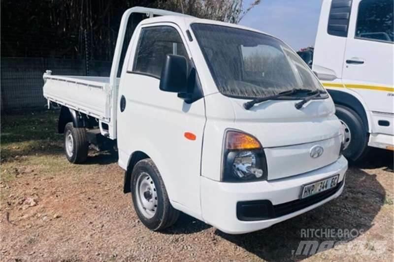 Hyundai H-100 Inne