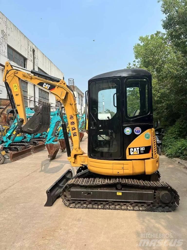 CAT 303 CR Minikoparki