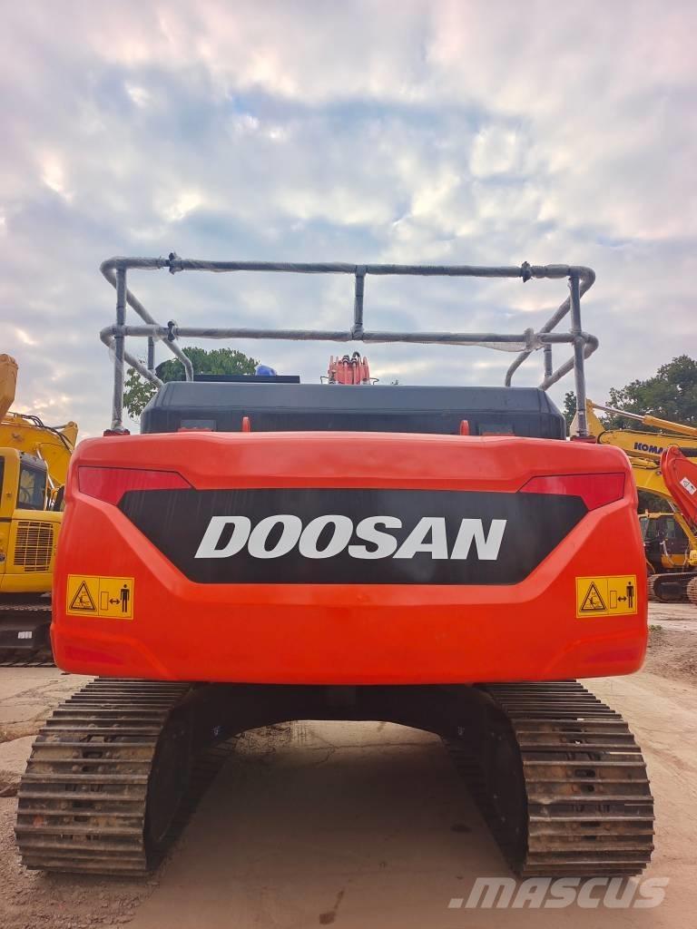 Doosan DX 225 LC-9C Koparki gąsienicowe