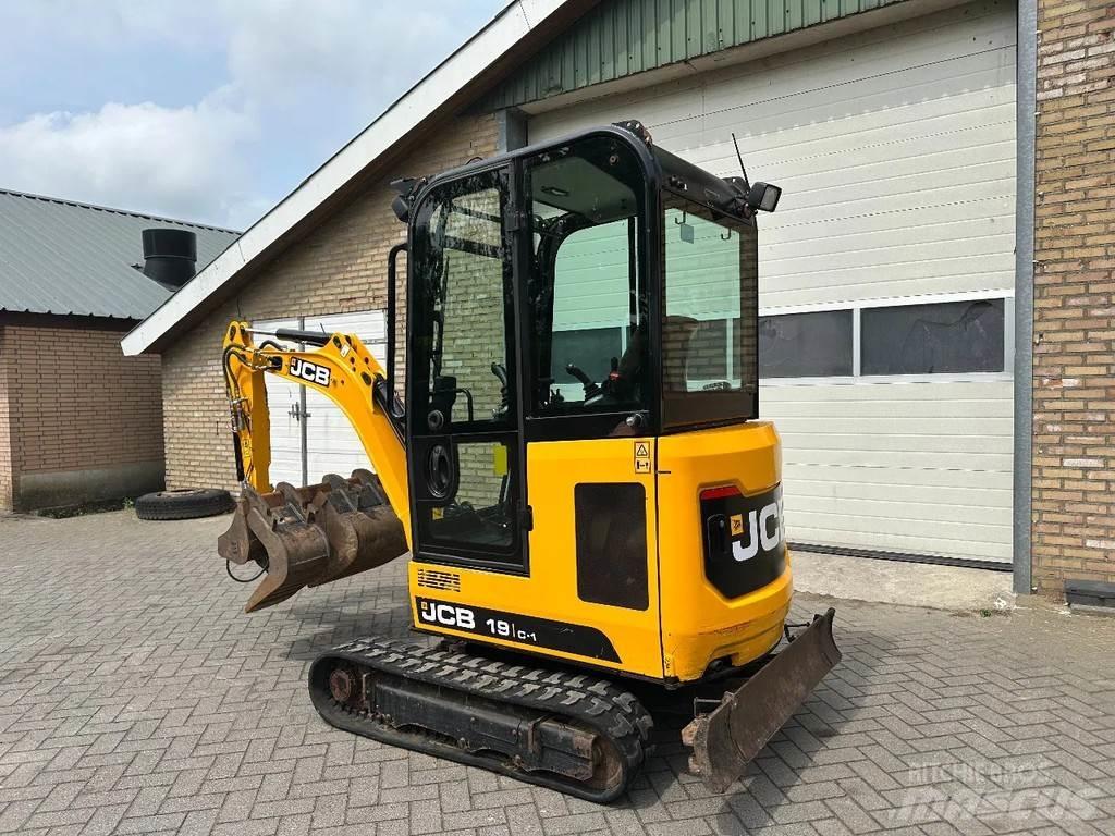 JCB 19 c1 Minikoparki